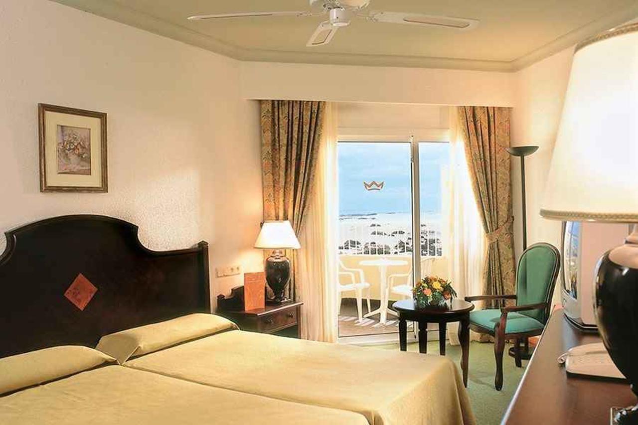 Hotel Riu Oliva Beach Resort Коральео Экстерьер фото