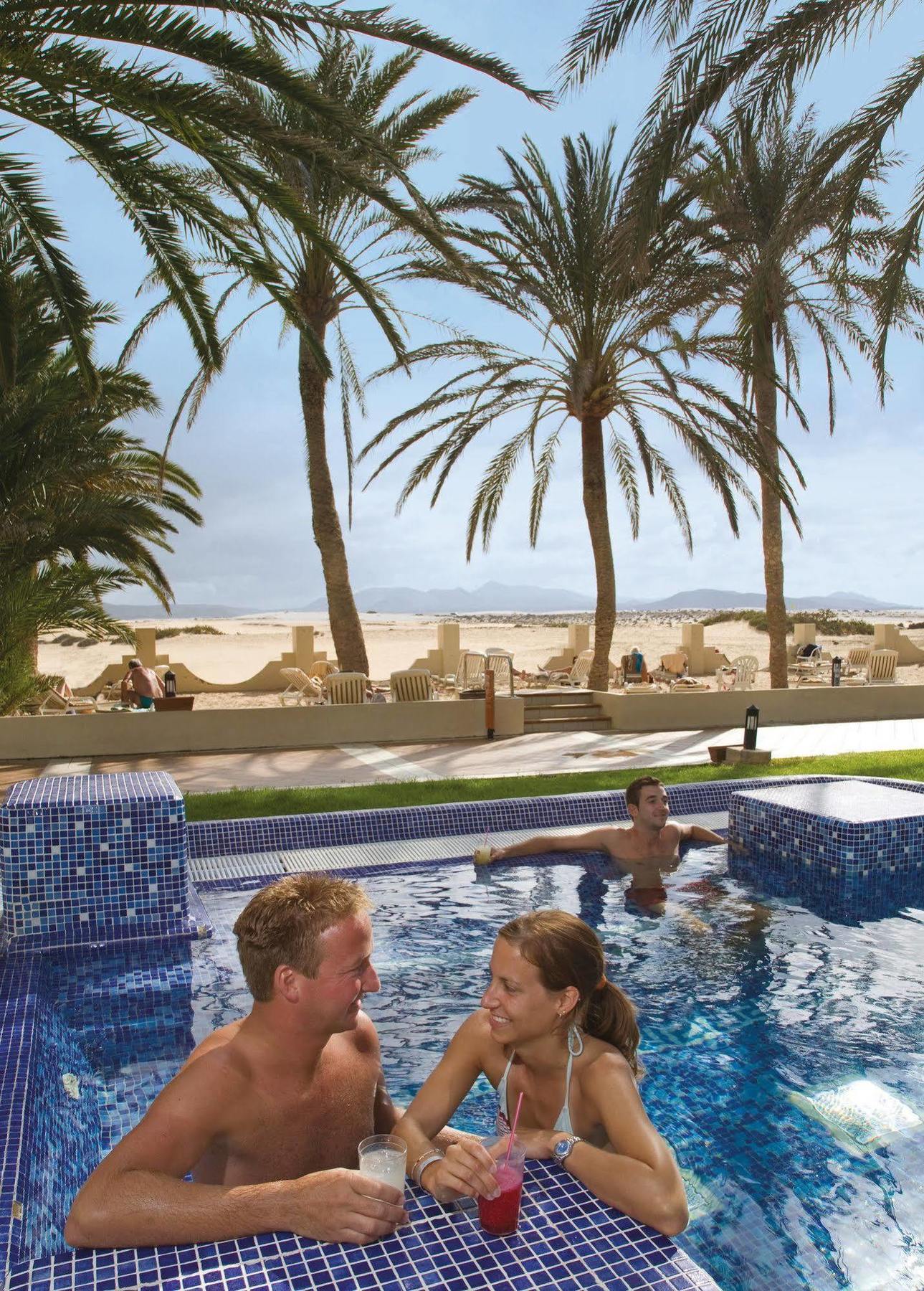 Hotel Riu Oliva Beach Resort Коральео Экстерьер фото